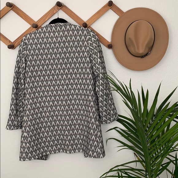 H&M Patterned Overcoat - Picture 5 of 5